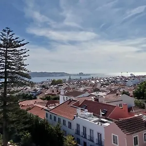 ajuda-palace-apartments-inn.hotels-lisbon-portugal.com/